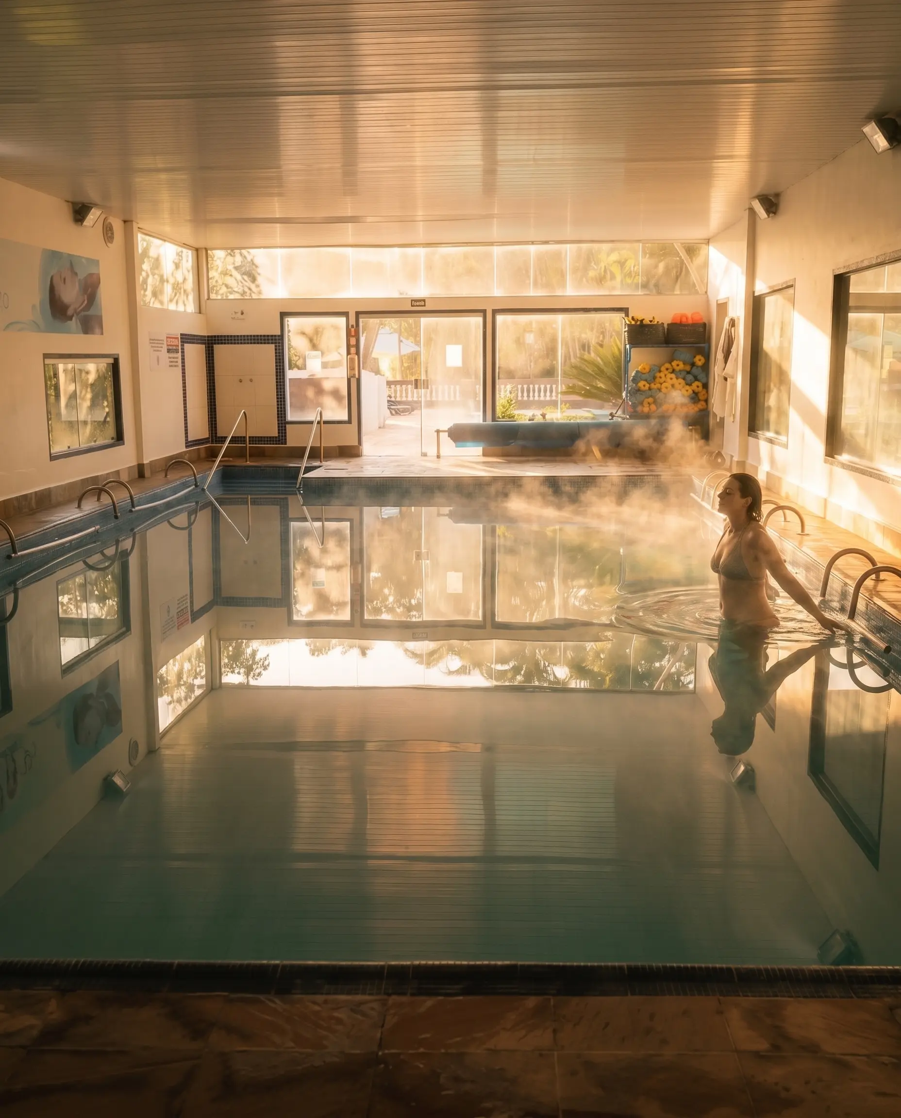 Piscina coberta do Água Santa, onde acontecem o aqua fitness e a hidroterapia da grade